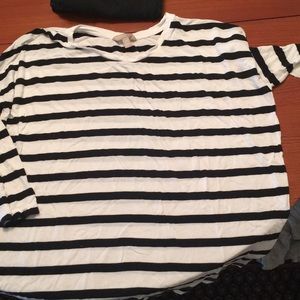 Loose comfy strip top